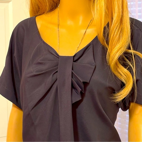 LOFT Tops - Anne Taylor LOFT Gray Blouse in Excellent Condition with the Front Knot